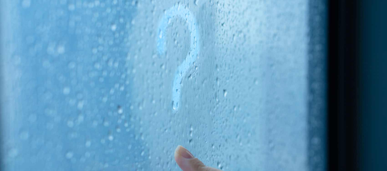 Comment éviter la formation de buée dans les fenêtres le matin?